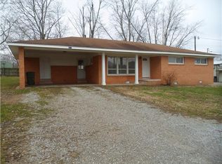 2371 Highway 43 S, Leoma, TN 38468