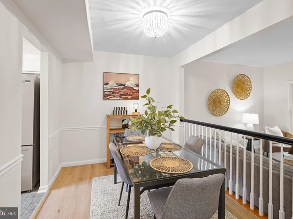 17513 Sabrina Ter, Rockville, MD 20855