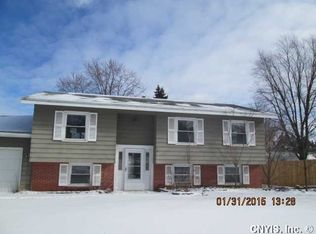 110 S Berkey Dr, Chittenango, NY 13037