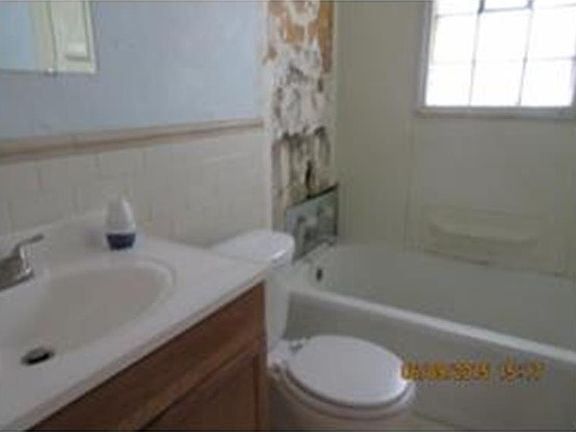 2nd image of 451 Warford Ave