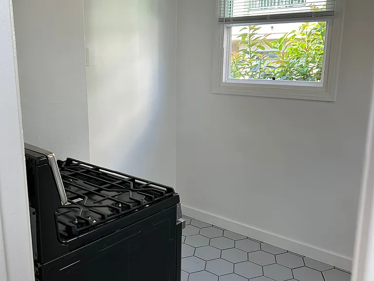 845 S Normandie Ave #20 — Photo 8