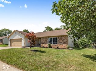 7267 Woodside Dr, Avon, IN 46123