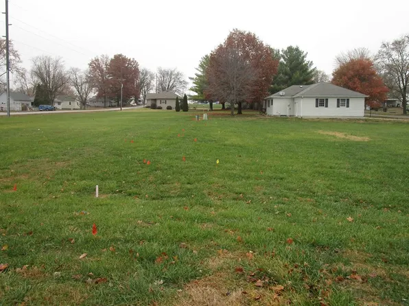 502 S Chestnut St, Pana, IL 62557