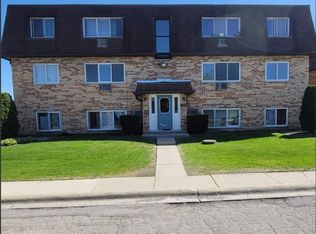 1222 E Long Valley Dr APT 2A, Palatine, IL 60074