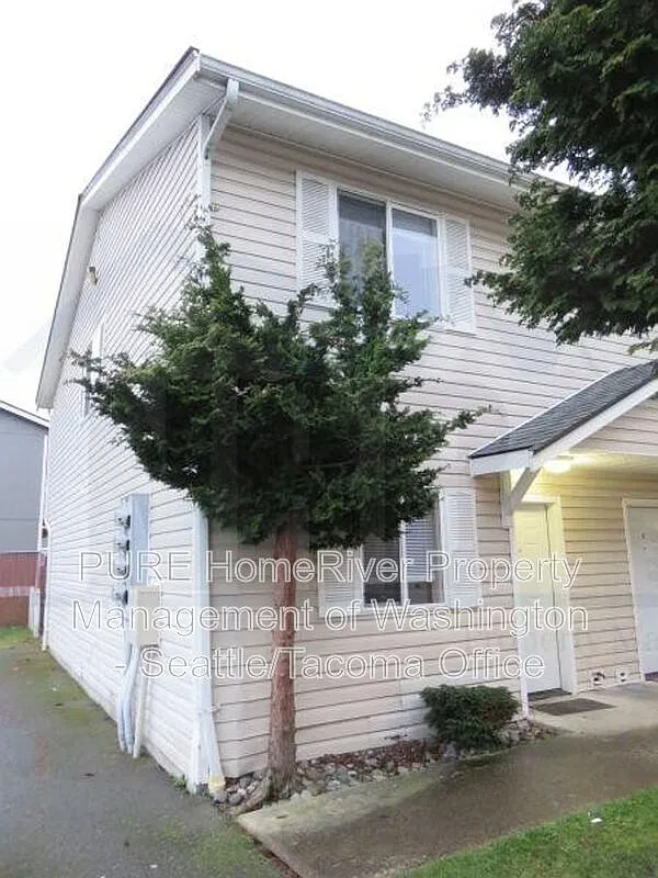 2 bed, 1.0 bath, 1120 sqft, $1,495 — Photo 2