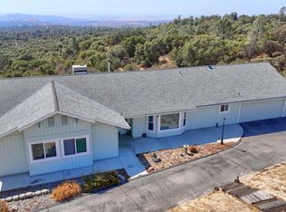 30043 E Longview Ln, Coarsegold, CA 93614