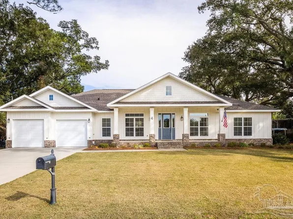 4 Gilmore Dr, Gulf Breeze, FL 32561