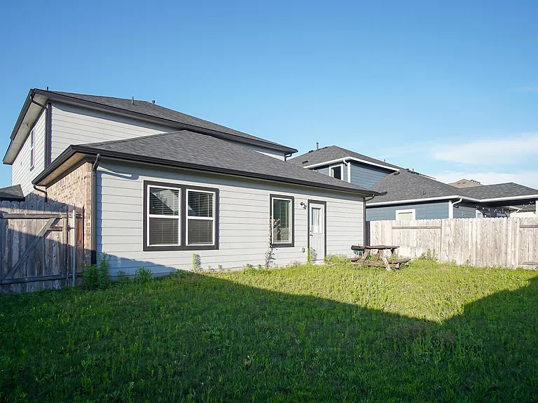 130 Yellowstone Dr — Photo 15