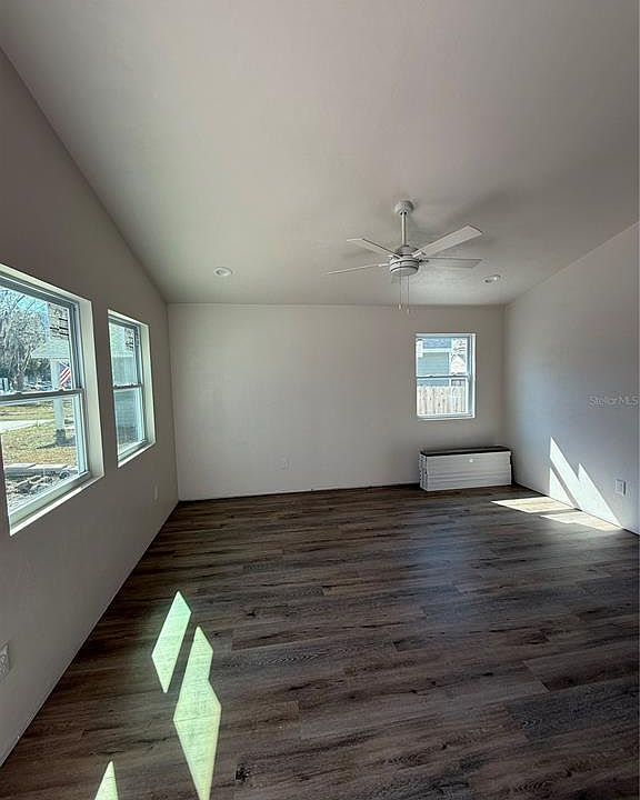1st image of 343 NW 9th Ave