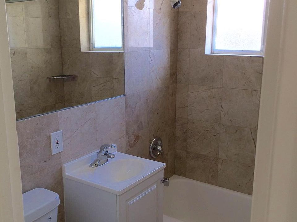 2nd image of 531 Valencia Ave #1
