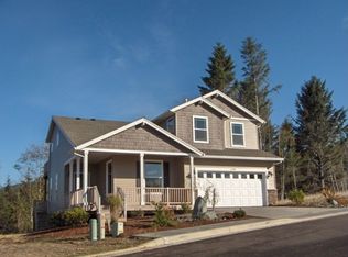 4490 Sequoia Loop, Tillamook, OR 97141