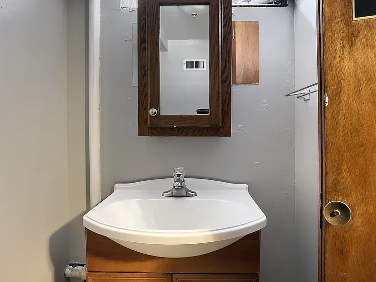 215 E Lane Ave #D — Photo 33