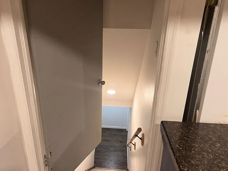 1020 S Rock Hill Rd — Photo 18