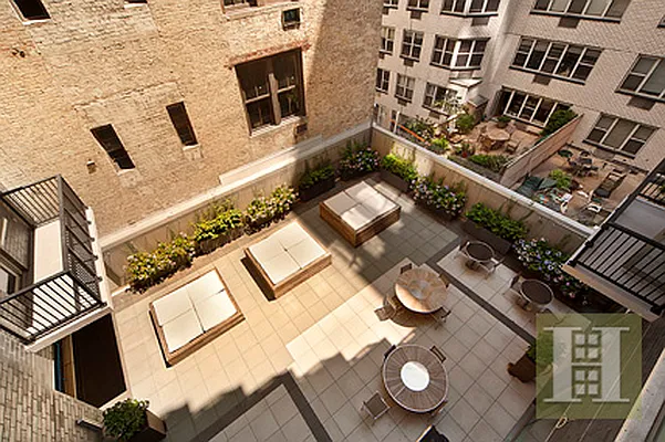 Rented by Halstead Real Estate | media 28