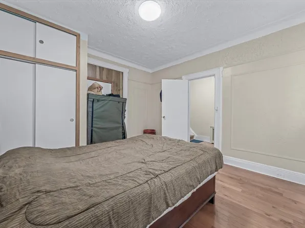 225 Hale Avenue image 12 of 32