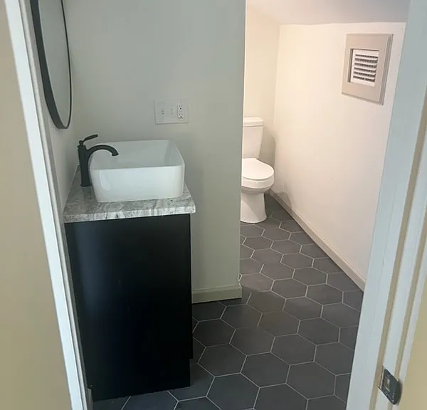 1108 N Monroe St — Photo 10