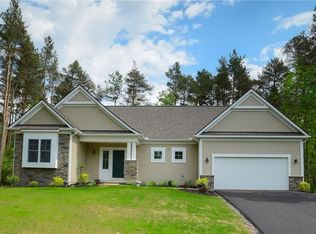 5523 Hagen Trl S, Bristol, NY 14424