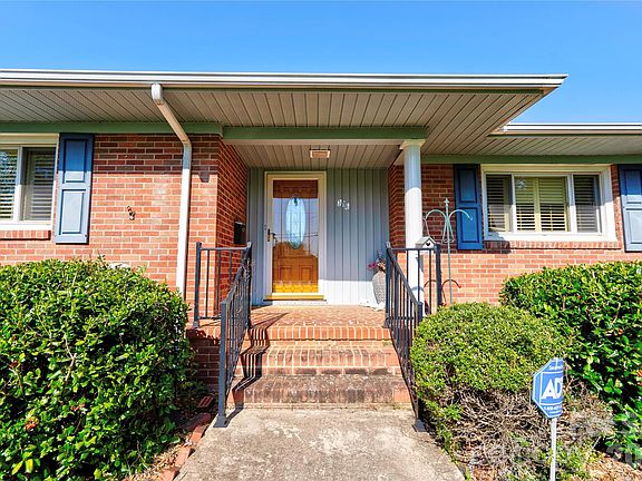 4th image of 316 Maner Rd