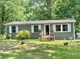 1397 Harris Creek Rd, Louisa, VA 23093