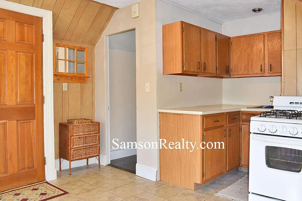 1 bed, $1,200 — Photo 2