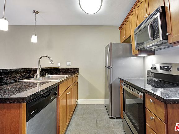 3rd image of 10982 Roebling Ave APT 313