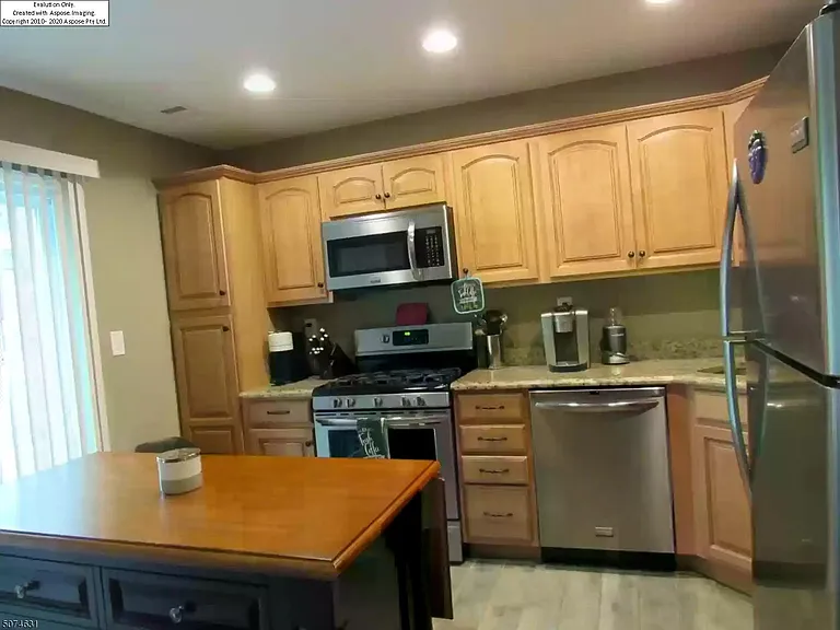 1214 Holly Ct — Photo 2