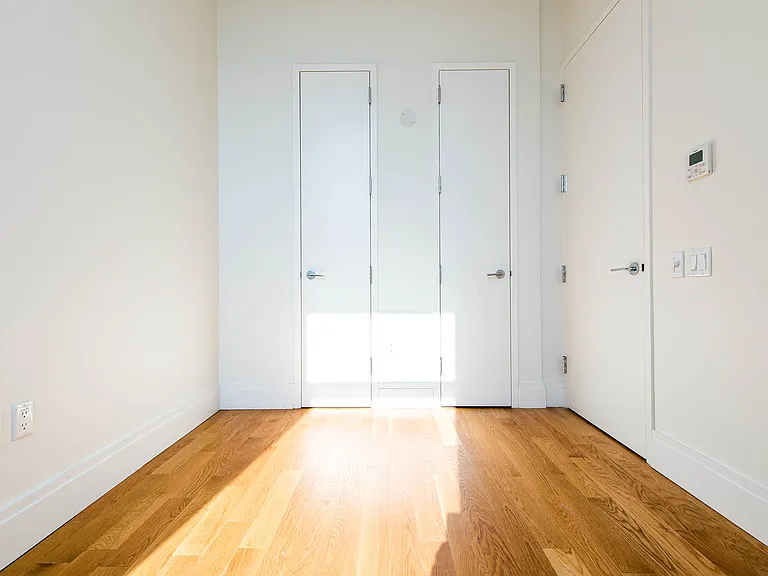 17 Monitor St #4F — Photo 6