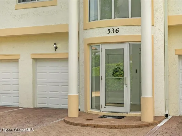 536 7th Sq APT 201, Vero Beach, FL 32962