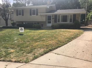 1457 N Eagle St, Naperville, IL 60563