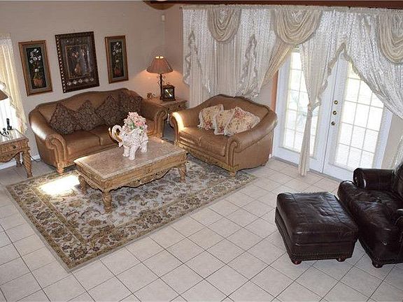 2nd image of 4315 Creekside Blvd