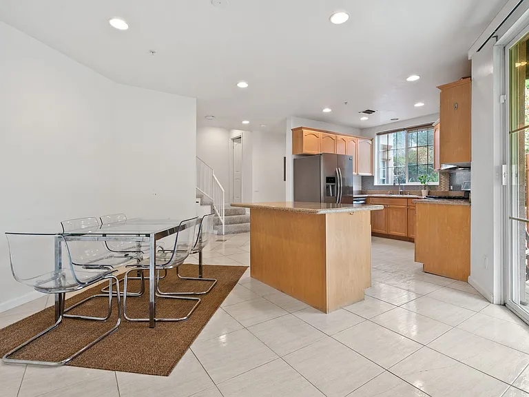 3960 Pennsylvania Ave #108 — Photo 7