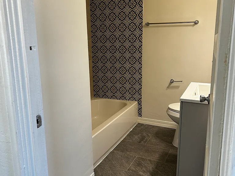 4406 La Luz Ave — Photo 24