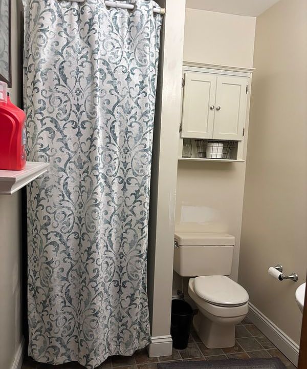 2nd image of 9 Mahogany Dr