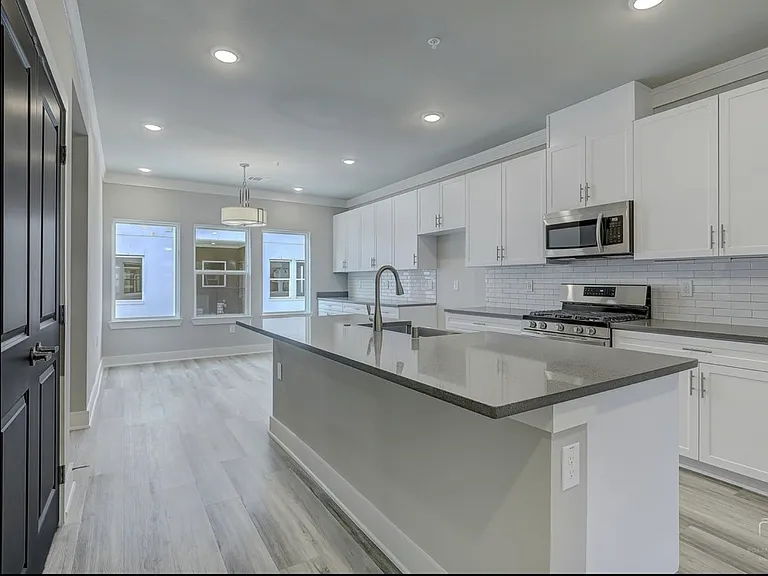 3345 Wynwood Dr — Photo 15