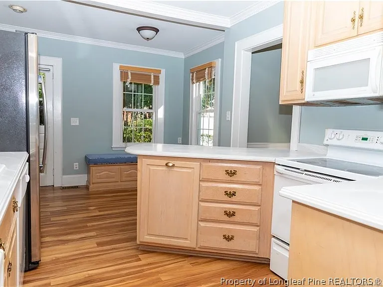 125 Ellington St — Photo 10