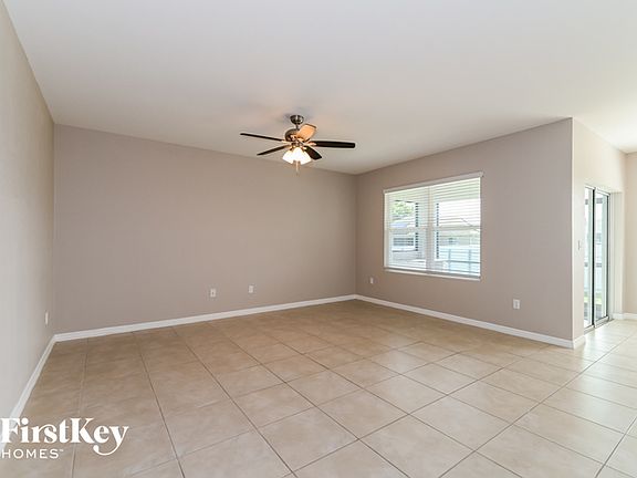 2nd image of 2825 NE 2nd Ave #0