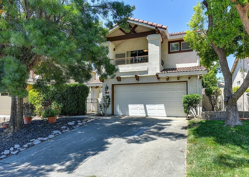 2nd image of 5205 Del Vista Way