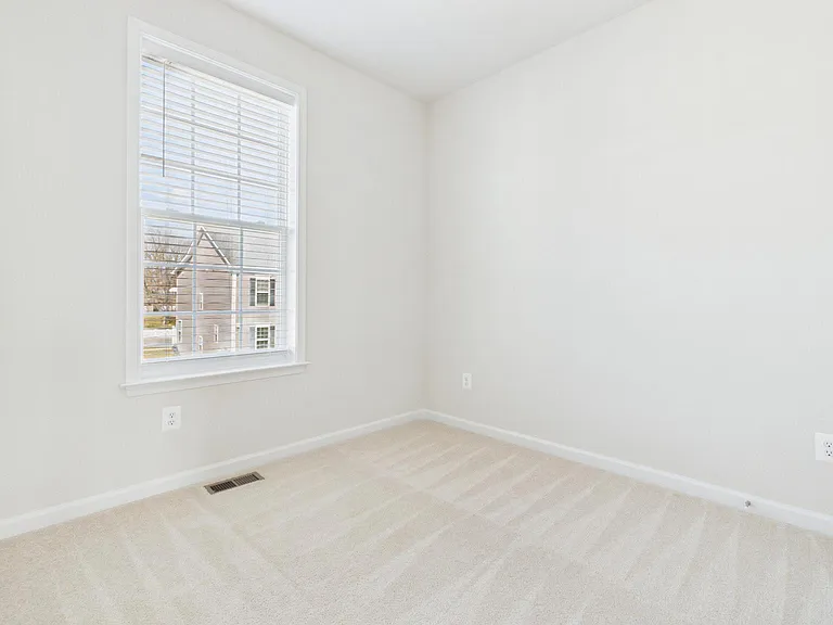 23 Chester Ct — Photo 42