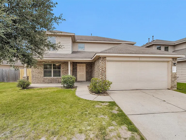 2119 Treasure Mountain Dr — Photo 1
