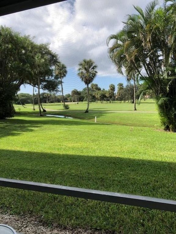 3980 Oaks Clubhouse Dr APT 101, Pompano Beach