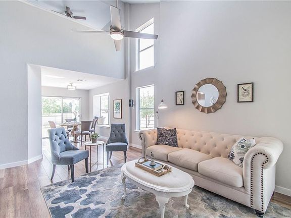 4th image of 9433 Linkmeadow Dr