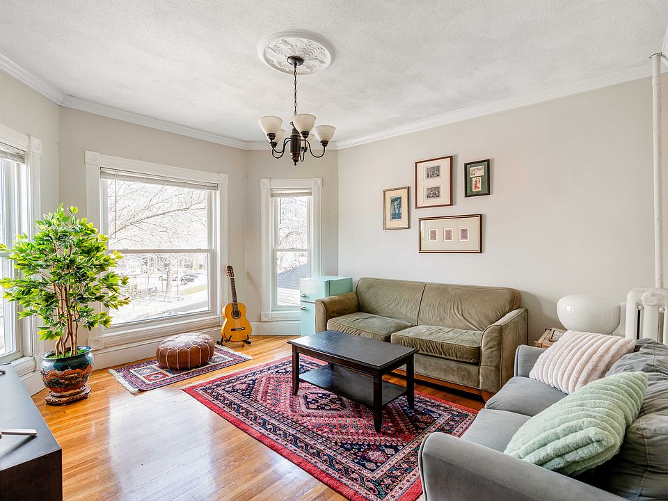 1st image of 1524 Cambridge St APT 3