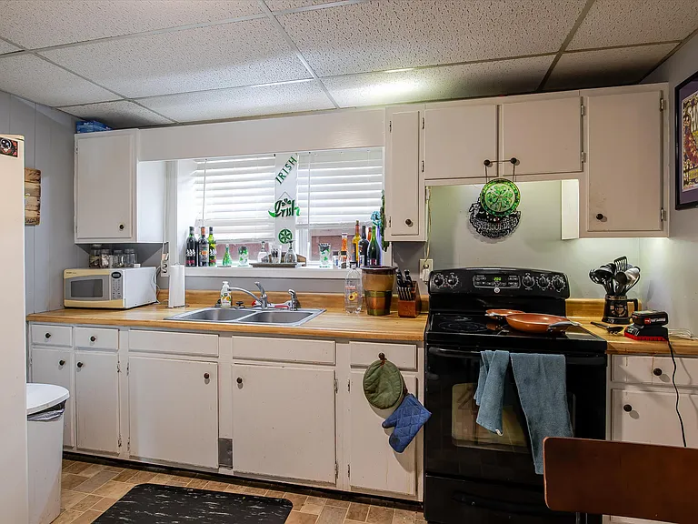 723 Cates St #1 — Photo 4