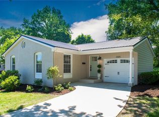 2305 E 44th St, Erie, PA 16510