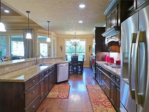 4th image of 4298 Rock Bend Dr