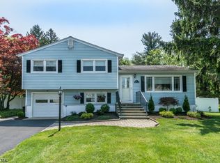 6 Walker Ave, Succasunna, NJ 07876