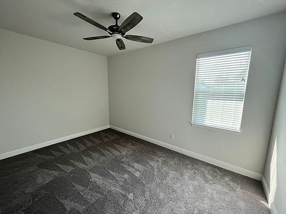 5th image of 1082 Wyoming Dr SE