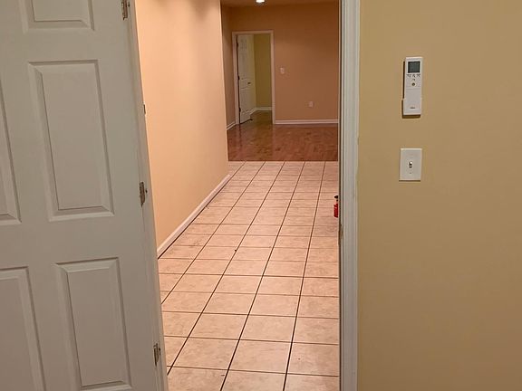 4th image of 115 N 50th St Floor 3