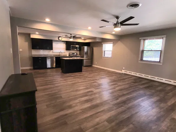 8538 Monfort Dr, Saint John, IN 46373