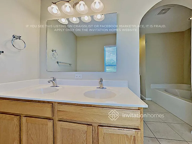 1225 Howland Blvd — Photo 15